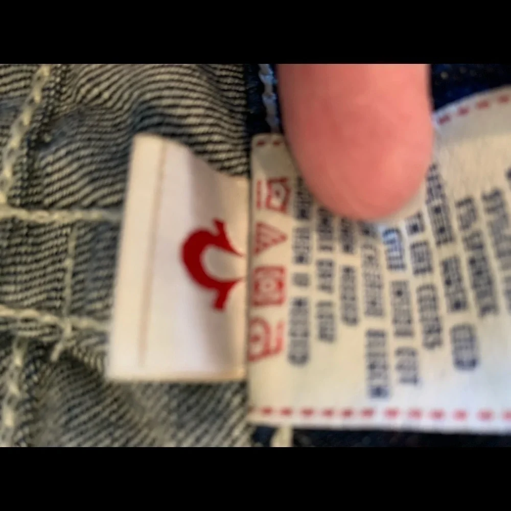True Religion New Size 27 Dark Wash Billy Seat NWOT.​​​​​​​​​​​​​​​​​​​​​